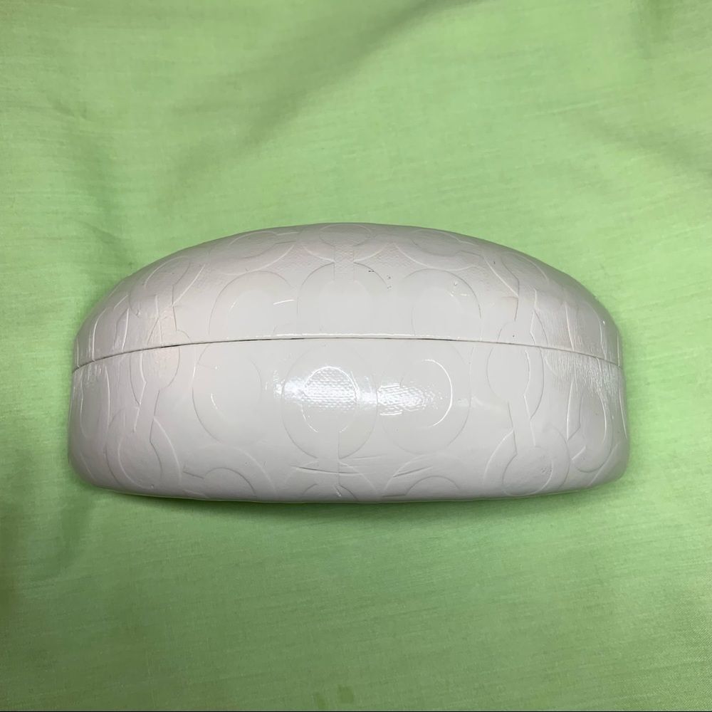 Coach White Vinyl Sunglasses Case - Picture 5 of 7